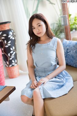 先敬罗衣后敬人